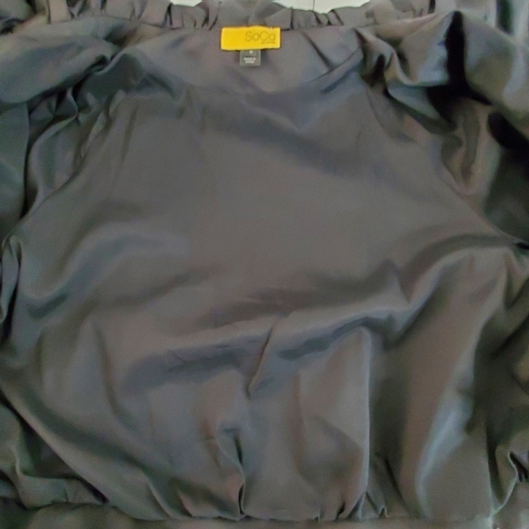 St. John SoCa Puff Sleeve Cropped Jacket Sz M Ruffle Collar Lined Zip-up Evening - Picture 7 of 16